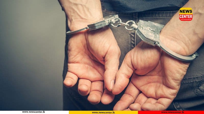 හොරණ රාජ්‍ය බැංකුවේ මුදල් කොල්ලකෑම සම්බන්ධයෙන් එම බැංකුවේ සහකාර කළමනාකරුවෙකු සහ ආරක්ෂක නිලධාරියකු අත්අඩංගුවට